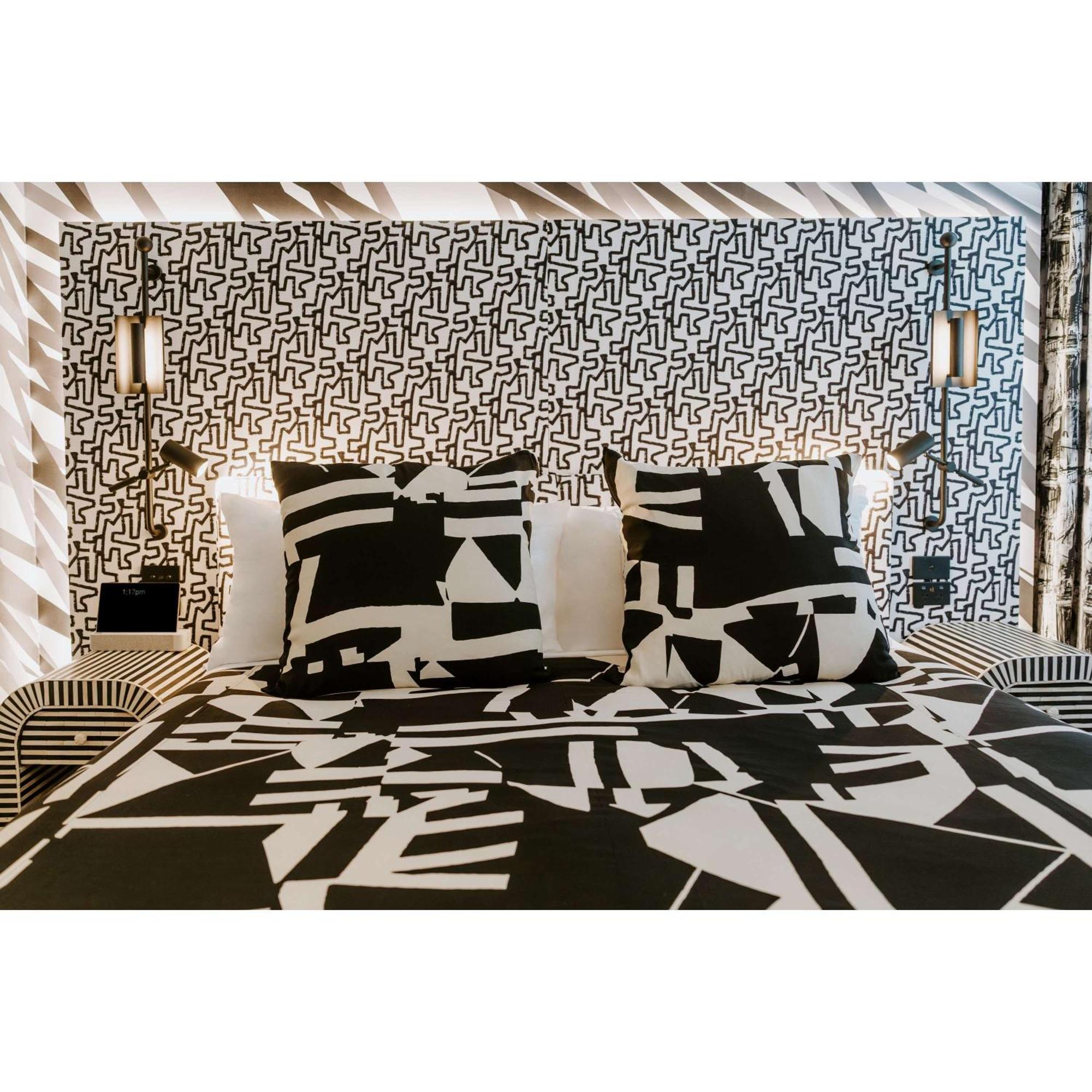 The Motley Hotel Richmond, Tapestry Collection By Hilton Мельбурн Экстерьер фото